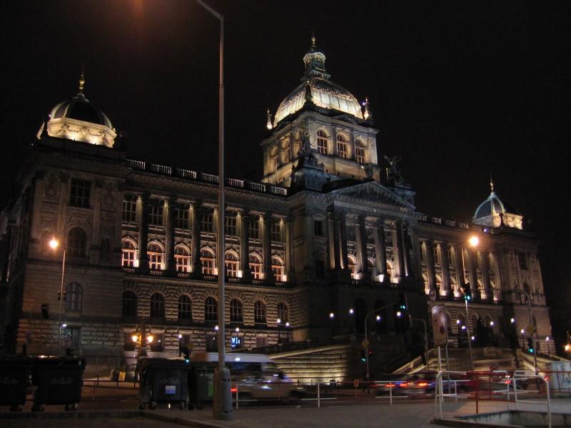 _narodni_muzeum[1].jpg